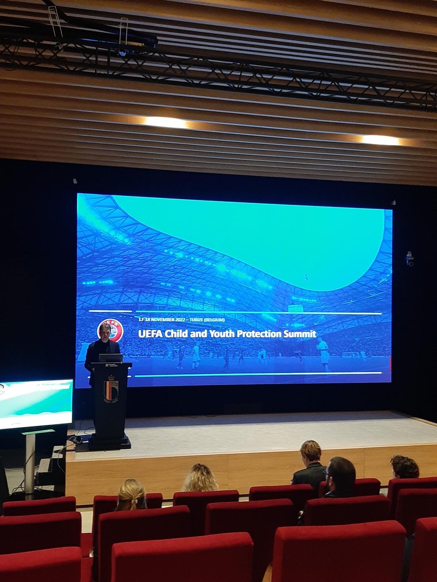 FSGC_official's tweet photo. 👉 | Presente anche il Football and Social Responsability Officer della FSGC Andrea Zoppis al summit @UEFA in Belgio riguardante la protezione ed i diritti dei più piccoli.
►https://t.co/HIYZnnREcA📸©FSGC/UEFA
##WorldChildrensDay #UEFAChildProtection #safefootball #childrights https://t.co/4kucowVBij