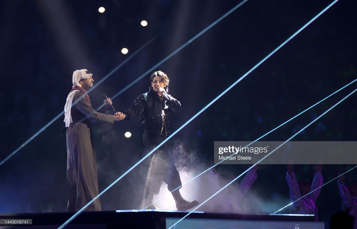 ARAB5_ARMY's tweet photo. صور getty images المتنوعة من أداء Dreamers في افتتاحية كأس العالم 2022 في قطر - 3 -

-M https://t.co/kEw3U6lyCf
