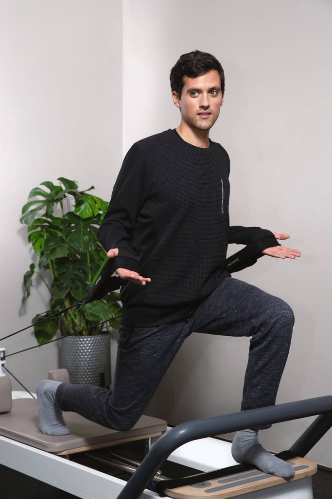 vragency's tweet photo. Boost your brand 🥊⁠
Showing your professionalism in a Pro way is key, especially in the digital world!⁠
⁠
Our team of creatives can help you do that.⁠
⁠
Get in touch to know more⁠
https://t.co/hMPmVfhk1y⁠
#pilates #photography #vragency https://t.co/K7kXRs1v6a