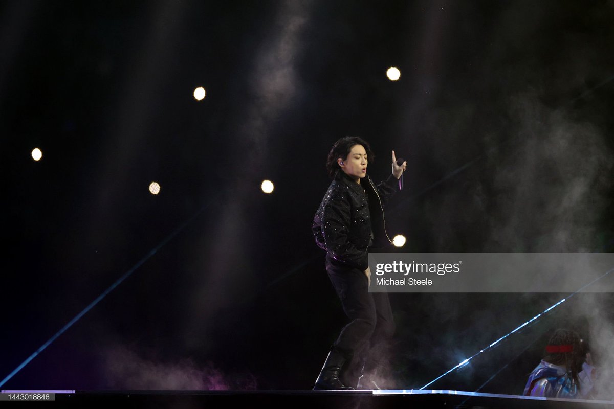 ARAB5_ARMY's tweet photo. صور getty images المتنوعة من أداء Dreamers في افتتاحية كأس العالم 2022 في قطر - 4 -

-M https://t.co/dawuXuQ3MO