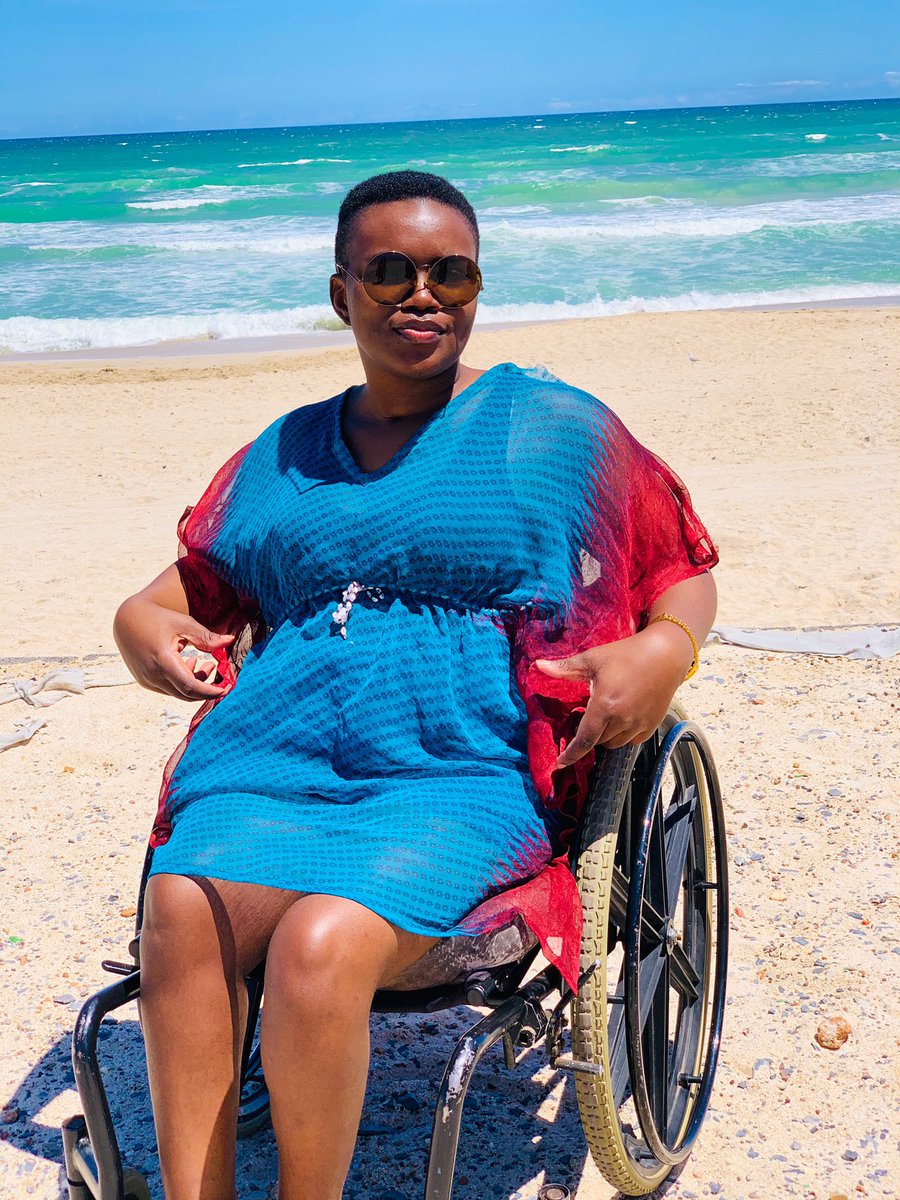 RoyaltiOnWheels's tweet photo. You’ll find my footprints in the sand https://t.co/RU9csoh0Nv