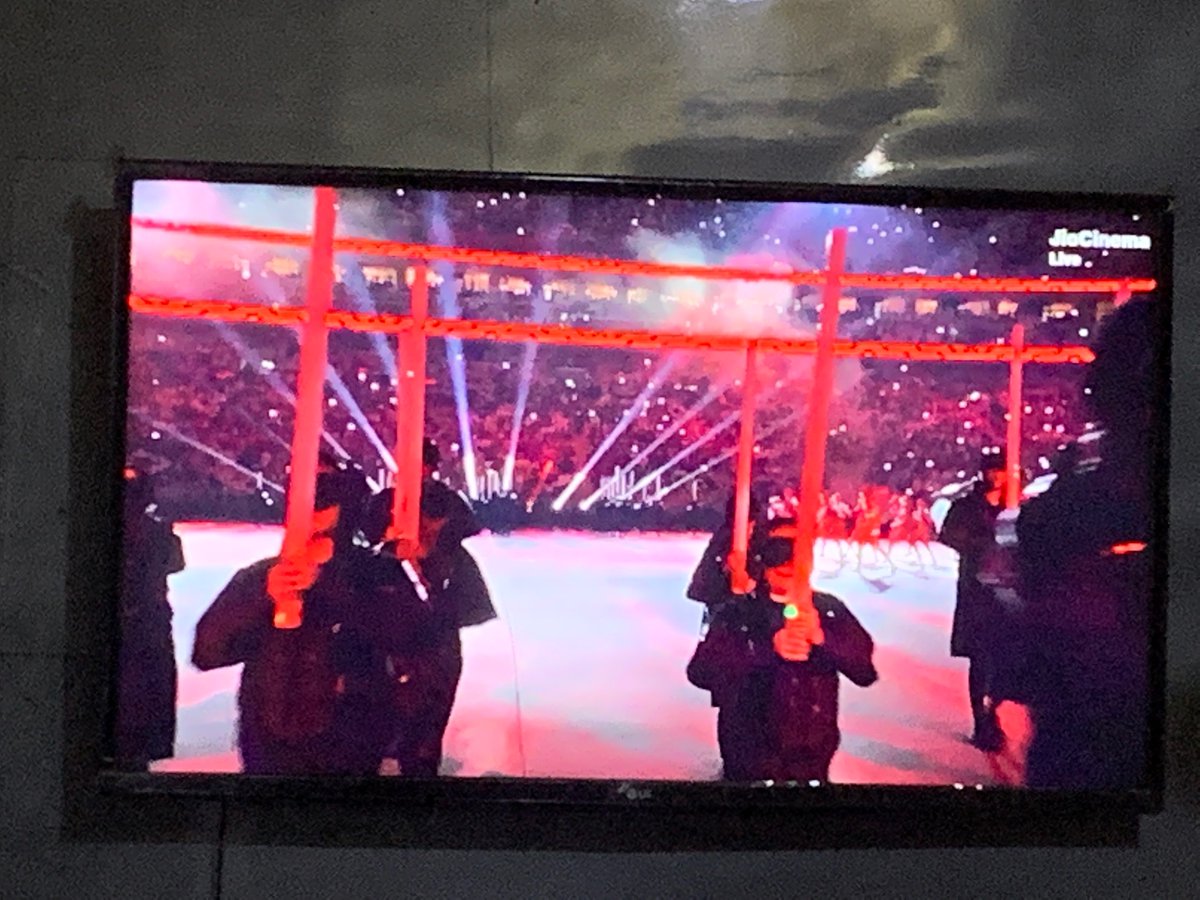 candidpeep's tweet photo. #FIFAWorldCup2022 on #JioCinema is stuck in the past #NoStreaming @JioCinema we waited for 4 years and your quality just 💩 over it. https://t.co/w5jmObEAhb