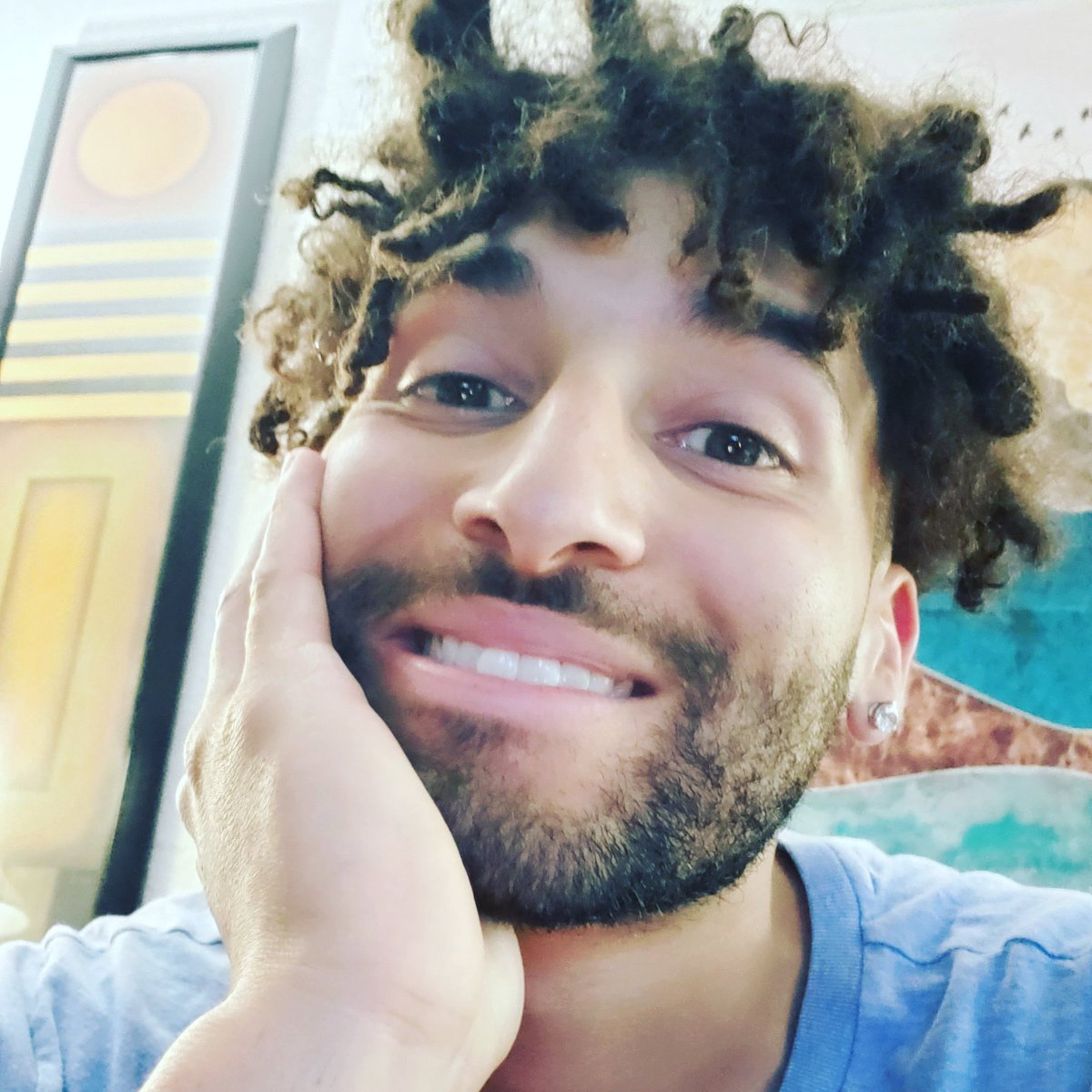 DevinNewsome's tweet photo. #NewProfilePic https://t.co/GaMCKwfil3