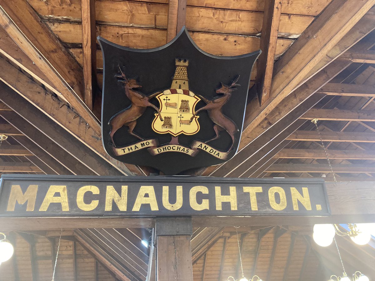 DaneLoveAuthor's tweet photo. MacNaughton arms in MacNaughton’s shop, Pitlochry. Windows date from early 1850s. #macnaughton #heraldry #pitlochry https://t.co/rQWjLwqJtl