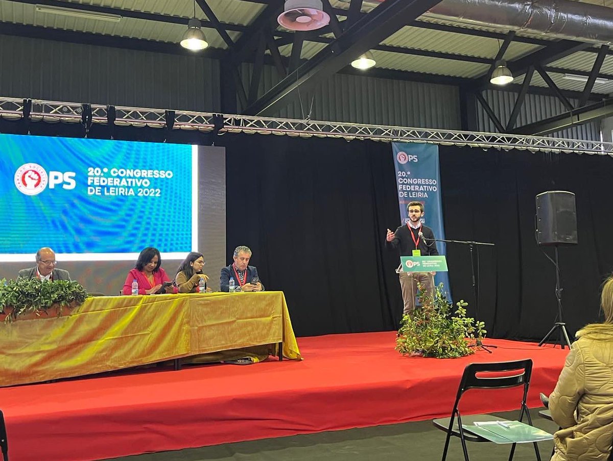 fleiriajs's tweet photo. 📍Marcámos presença no XX Congresso Federativo do Partido Socialista, em Ansião.
✊🏼Um momento de partilha e troca de ideias importantes para um melhor desenvolvimento do nosso distrito.

Da Serra ao Mar ⛰️🌊 https://t.co/4kyv5MxZRd