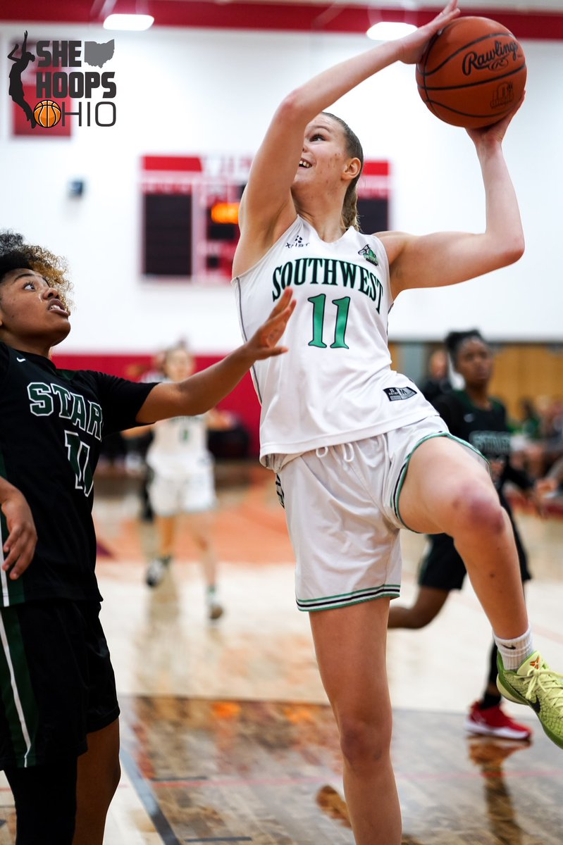 SheHoopsBball's tweet photo. #SHO https://t.co/Qyla1lKlR1