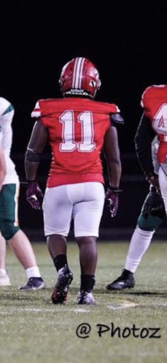 Da0fficial11's tweet photo. Thank you god #morelife🔞 end of season film dropping soon thank you to all of my coaches for a great season and my teammates for pushing me to be the best I can be time for the next level, time to make a difference 💯 https://t.co/WSZZ1HgUI1