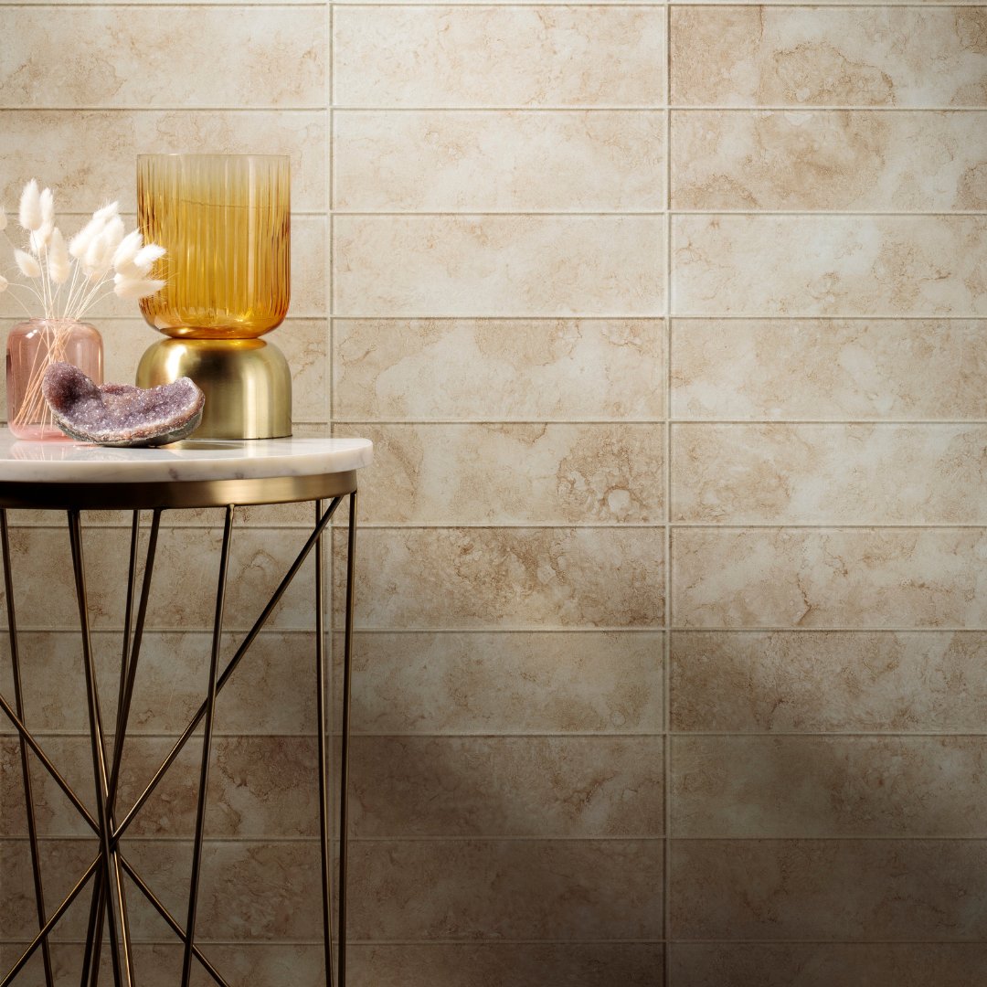 Looking for subtle old-world beauty that will enhance your space and never go out of style? And you want it in a subway tile? Island Stone’s Patina Champagne Gloss glass tile is the answer.#walltile #wallinspo #subwaytile #islandstonetile #islandstone #tileadventure #glasstile
