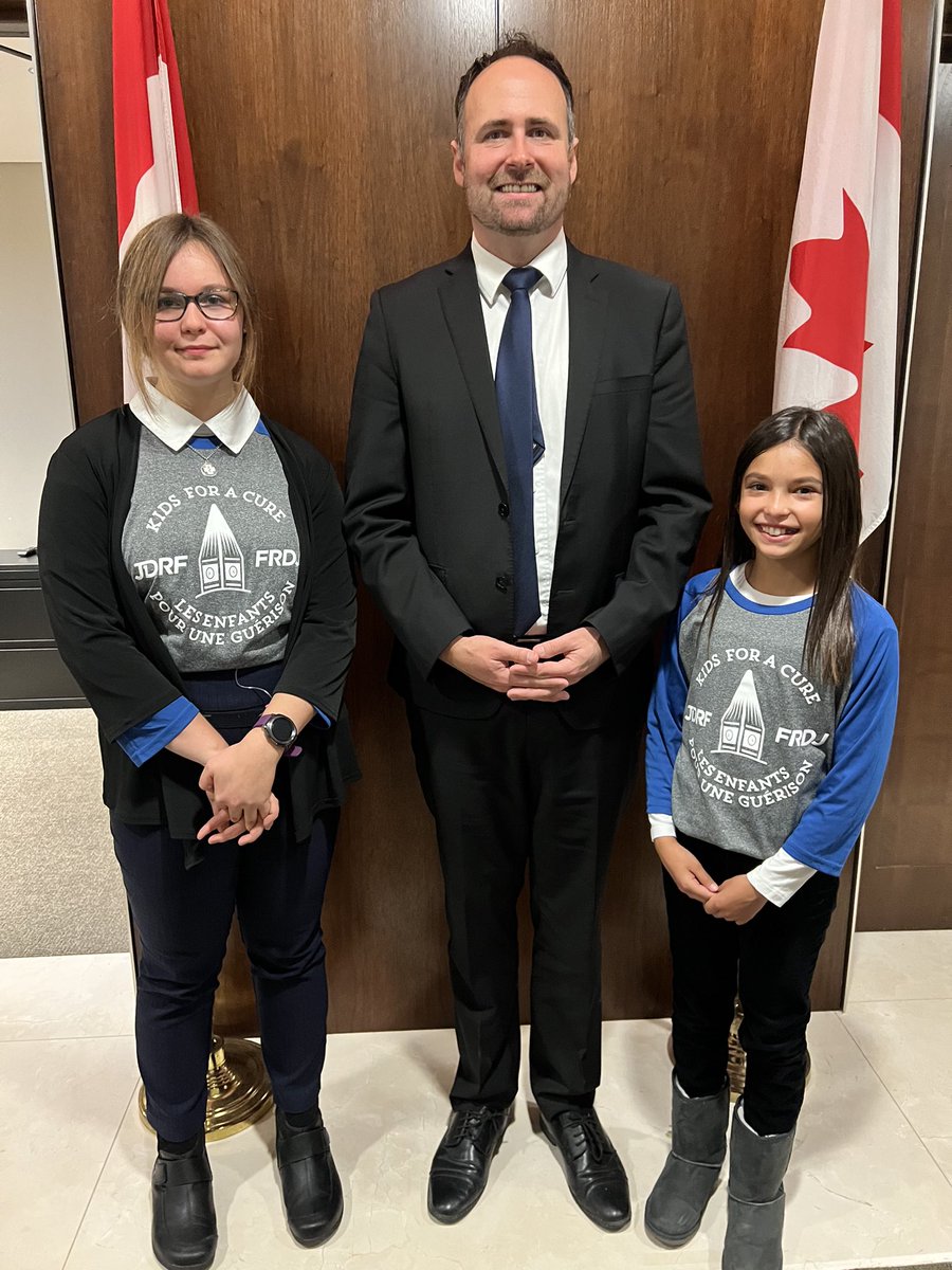 Smith_r_s's tweet photo. Thank you MP Philip Lawrence for taking the time earlier this week during National Diabetes Awareness month to meet with and listen to Raina and Imogen speak about the challenges of living with Type 1 Diabetes. @PLawrenceMP @JDRF_Canada #kidsforacure2022 #DiabetesAwarenessMonth https://t.co/LQl6t2bfbi