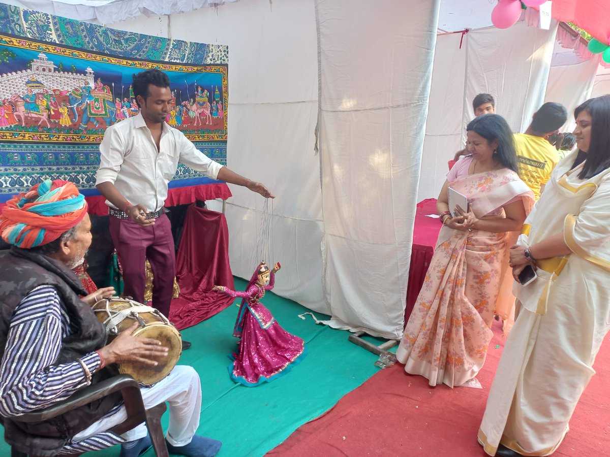 rscpcr's tweet image. राज्य स्तरीय बाल सप्ताह का समापन समारोह… बाल आयोग परिसर में सांस्कृतिक कार्यक्रम व बाल मेले का आयोजन किया गया ।  संस्थाओं के बच्चों ने दी नृत्य, गायन व नाटक की प्रस्तुतियां। क़रीब 300 बच्चों ने लिया बाल मेले का आनंद ।