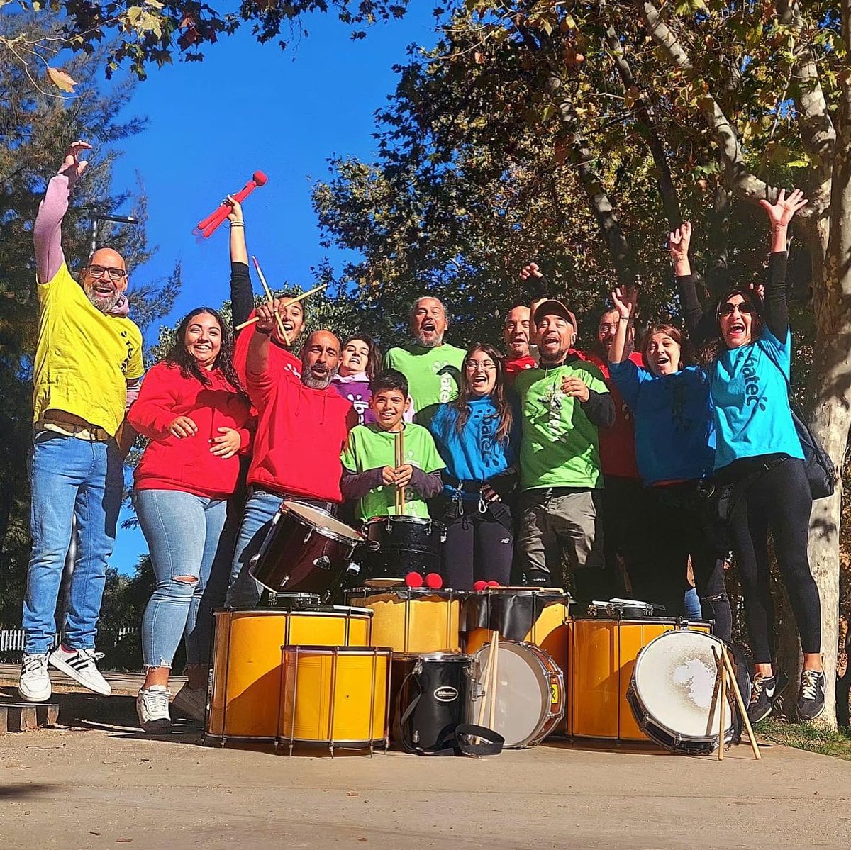 BadalonaBatec's tweet photo. ❤️‍🔥🥁Avui a La FESTA dels Drets dels Infants de #Badalona hem tornar a sonar al carrer. Amb moltes ganes de bategar i contagiar de ritme allà on anem! https://t.co/BLuxaUR4ne