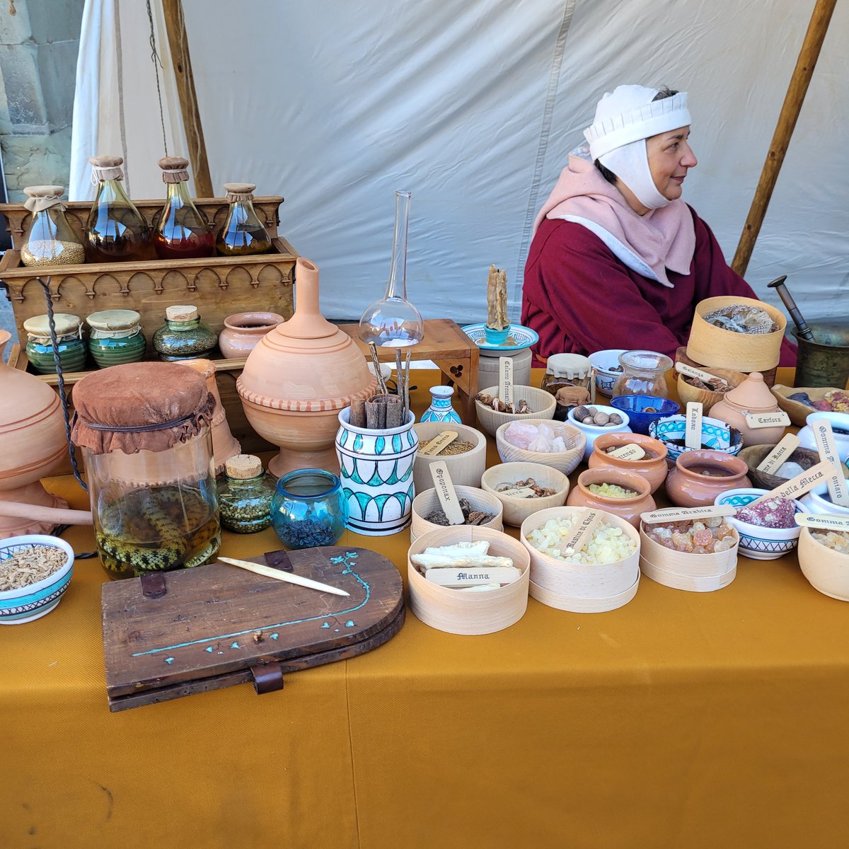 lamonatorg's tweet photo. Pistoia, Medieval fair. https://t.co/mzkDH1j8h8