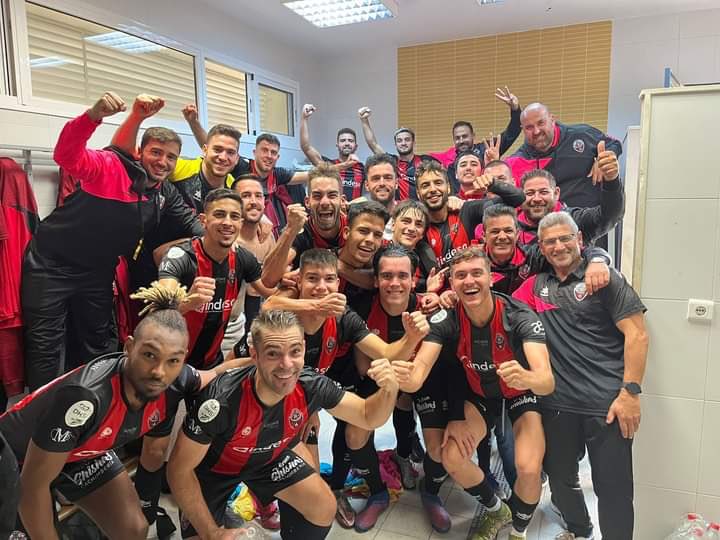 cdcabecense's tweet photo. No escuchamos y seguimos...❤️🖤

𝙁𝙀𝙇𝙄𝘾𝙄𝘿𝘼𝘿 𝙋𝙇𝙀𝙉𝘼 ✅

#OrgulloCense #juntossomosmásgrandes https://t.co/KbORYnx83H