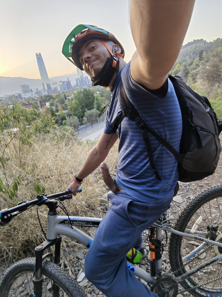 beenjax94h's tweet photo. #public #uncut #cruising  
Te lo presto si me dejas grabar 😈💦 https://t.co/pUonmhsE7G