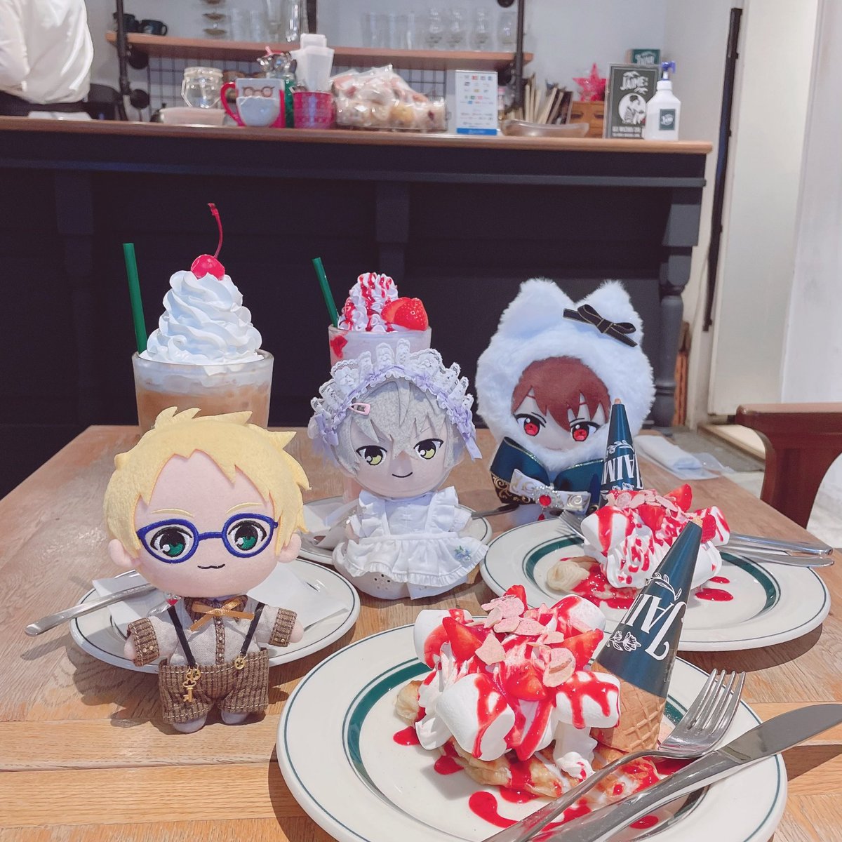 🍓まみれのかわい子ちゃん達

🐶🤍くんシャッフルおめでとう〜☕️🍨◌𓈒𓐍🍰🍒