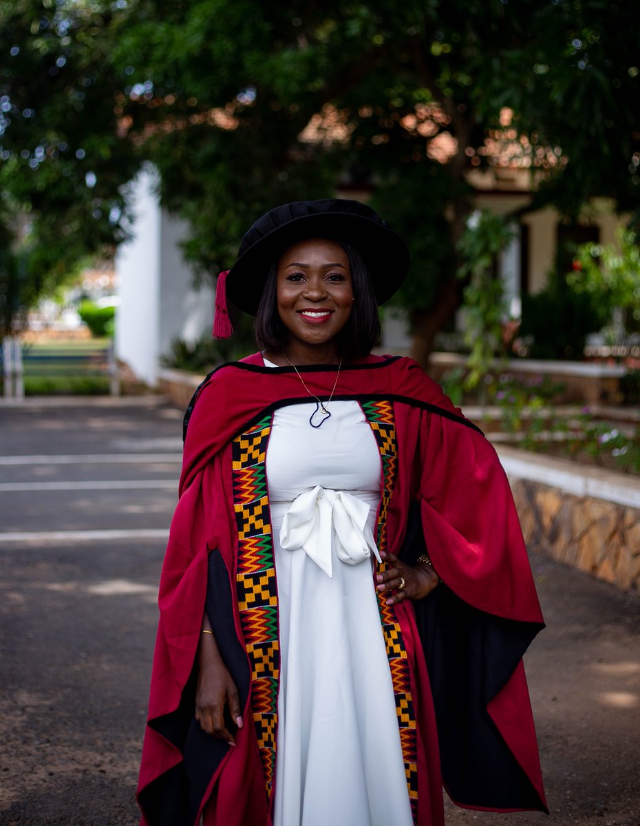 EJMilnerGulland's tweet photo. .@han_sack's PhD at @univofghana, withYaa Ntiamoa-Baidu &amp; @James_Mac5, is a groundbreaking study of #bushmeat trade in N. #Ghana, revealing long-distance trade incl crossborder with #BurkinaFaso, &amp; substantial #frog harvest for local sale https://t.co/lCz5Z4xbC5 https://t.co/bJoABALnqo