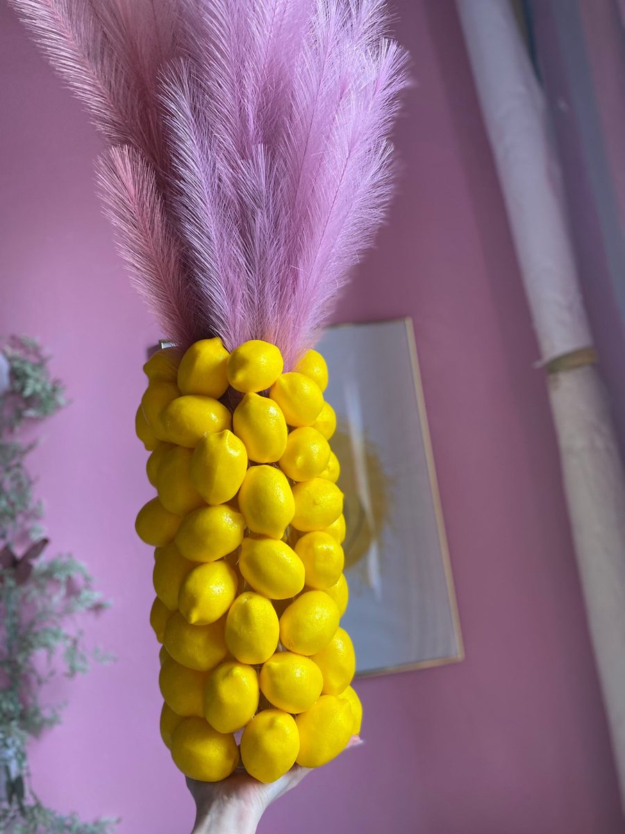 sarahsparsons's tweet photo. Put your holiday orders in for my best selling lemon vase!  https://t.co/8rgK7jmoLY https://t.co/rHlJ3FAKrx