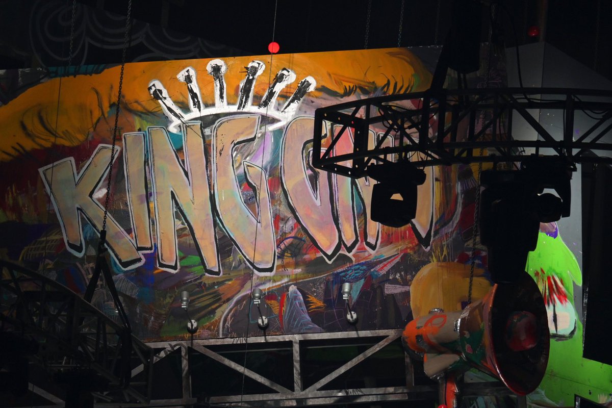KOUTERwimper1's tweet photo. KingGnu 東京ドーム圧巻でした！

KingGnuのライブは初めて行ったのですが、1曲目の演奏が始まった途端にKingGnuがKingGnuたる所以が分りました。完全に会場の王様でした。

特に、破裂▶︎Prayer Xの繋ぎには一瞬で惚れましたね。 https://t.co/LlUOLCM2mm