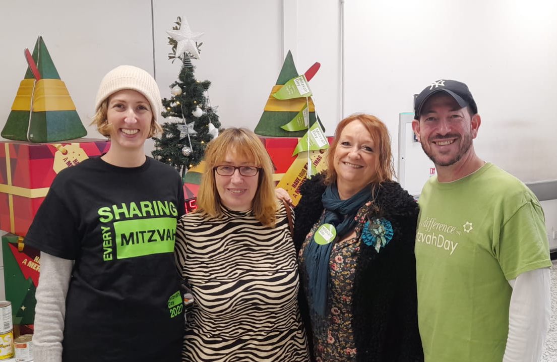 RSinger2020's tweet photo. We are blown away by the generosity of shoppers at Asda St Pauls who helped us fill 16 crates for @BmthFoodbank as part of @MitzvahDay. Huge thanks to the kids, teenagers and adults from Bournemouth, Poole and beyond who all turned out to volunteer today! https://t.co/3MnsUumA5T