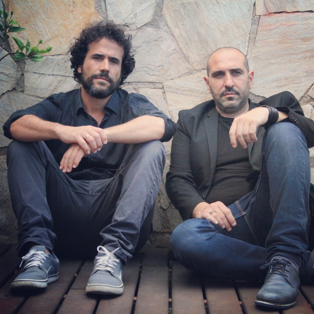 GrooveJaga's tweet photo. Quedan 5 días para Any Kind Of Love, el próximo EP de Minor Moves.
25 de Noviembre
5 days left for Any Kind Of Love, the next EP of Minor Moves.
November 25th
#minormovesband #minormoves #singer #piano #mixerengineer #mixing
#producer #studio #studiowork #minormoves https://t.co/KhhBO6fRRw
