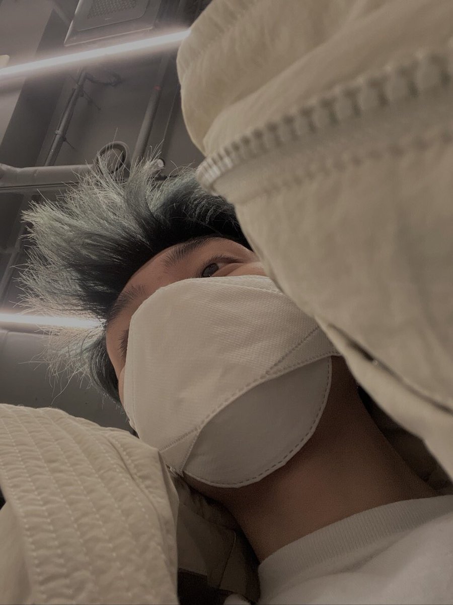 ً (@henderylook) on Twitter photo 