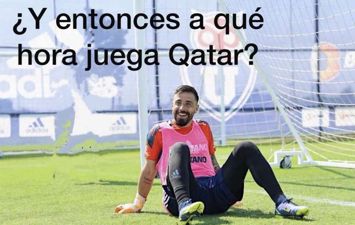 valessk_dq's tweet photo. Mientras tanto Galindez en la cancha jajajajajaja #latri #EcuadorvsQatar https://t.co/KOrXDXu1mg