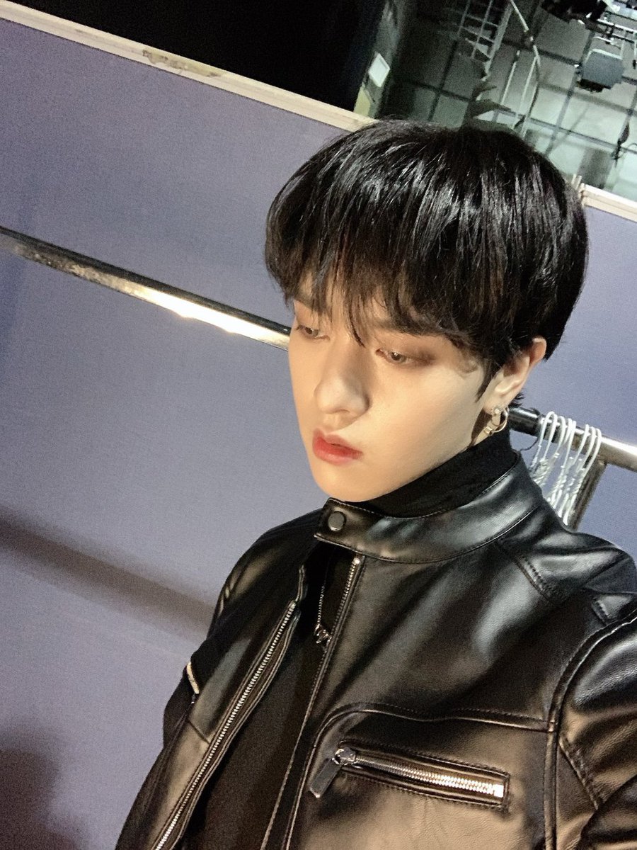 hourly_youngjo's tweet photo. #RAVN #레이븐 #Youngjo #김영조 https://t.co/4XBwWOubI3