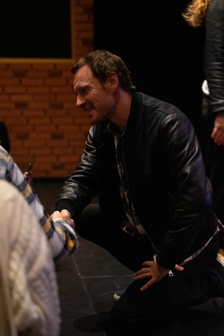 beatles_fass's tweet photo. 🆕 Michael Fassbender at the "The Representation of Prison in Films" Q&A for #LEFFEST, 18 Nov 2022. 📸
(Src: https://t.co/c5NDsF0qjC) https://t.co/01HlEYOMLM