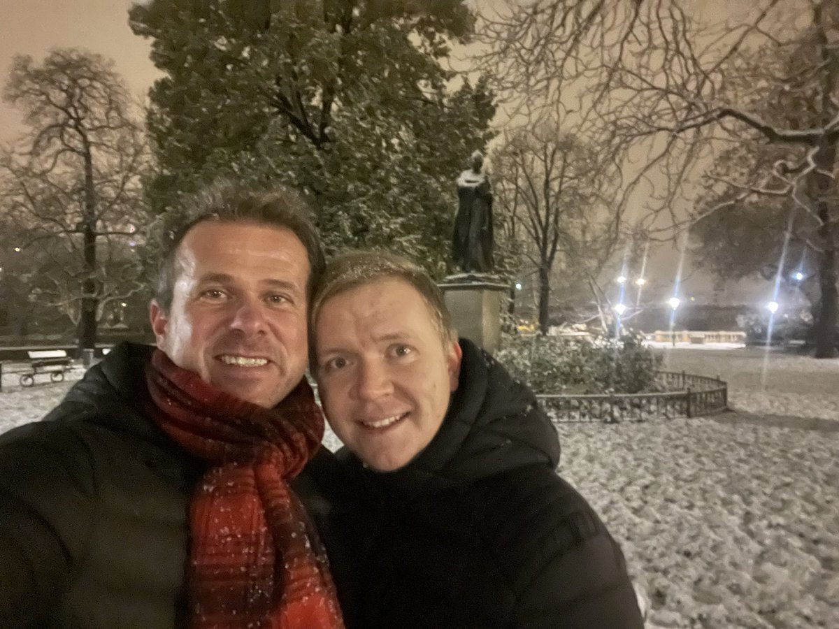 kevin_drabek's tweet photo. Prague under snow ❄️❄️❄️
#affirmativeaging #howtolovemyself https://t.co/FgylIJgalA