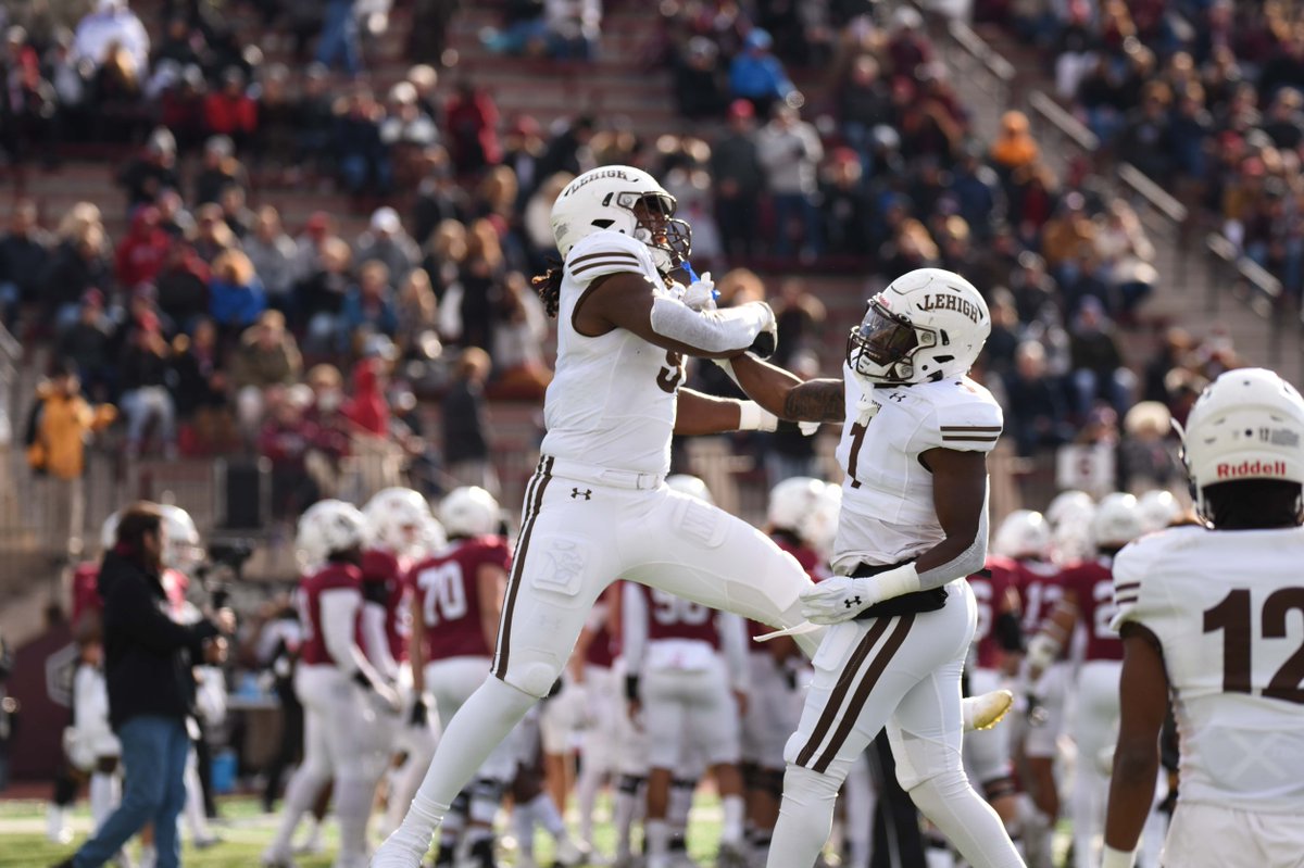 LehighFootball's tweet photo. #Rivalry158 📸
Full gallery:
https://t.co/vJF4d0eVFE
#GoLehigh #beGREAT https://t.co/v6d5hPRjAn