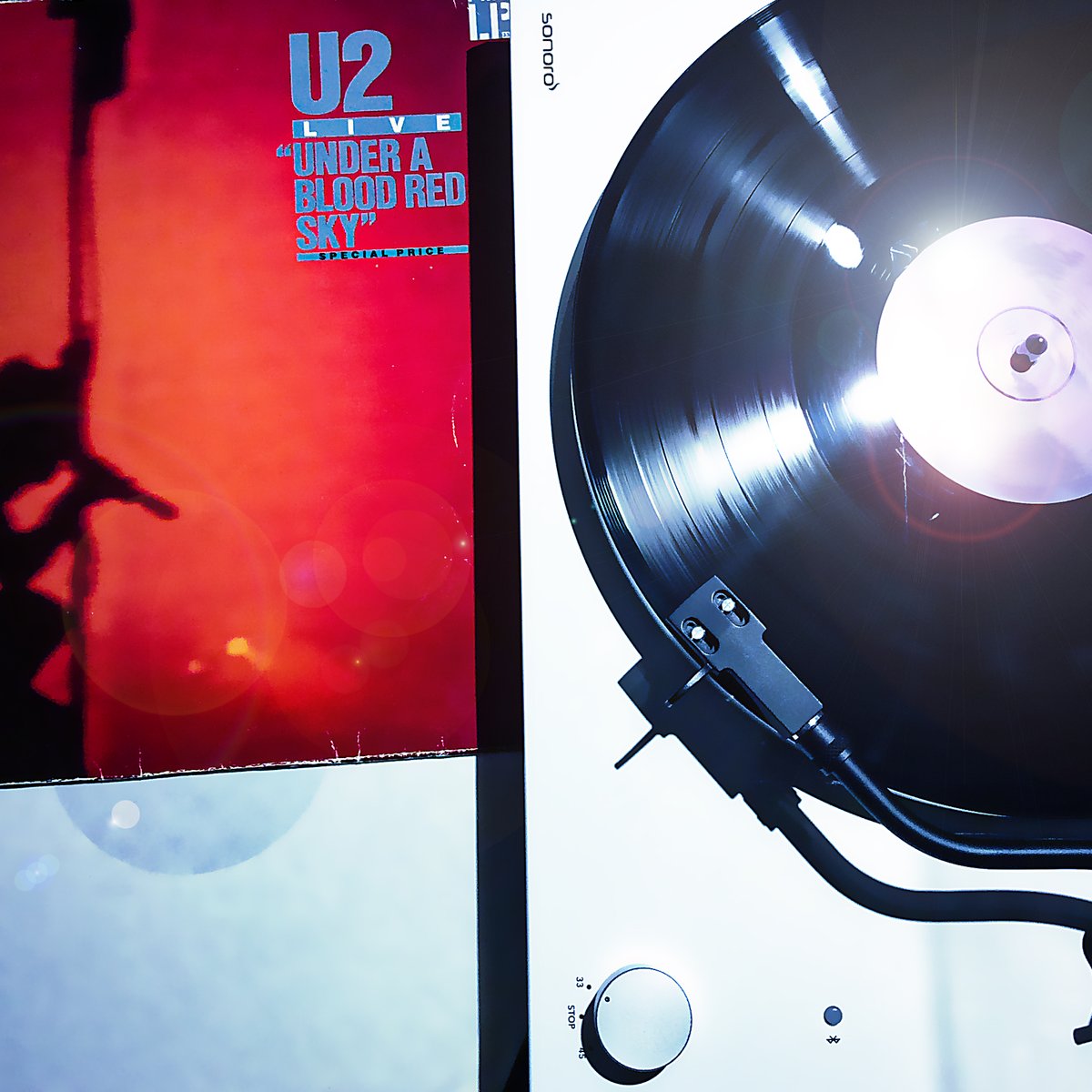 RockNBlogOe's tweet photo. U2 / Live "Under A Blood Red Sky" (1983); Instead of the opening game. Boycott Qatar! #BoykottKatar #Katar #QatarWorldCup2022 #WM2022 #WMderSchande #U2 #StopWar #FCKPTN https://t.co/TVkGWXt8wK
