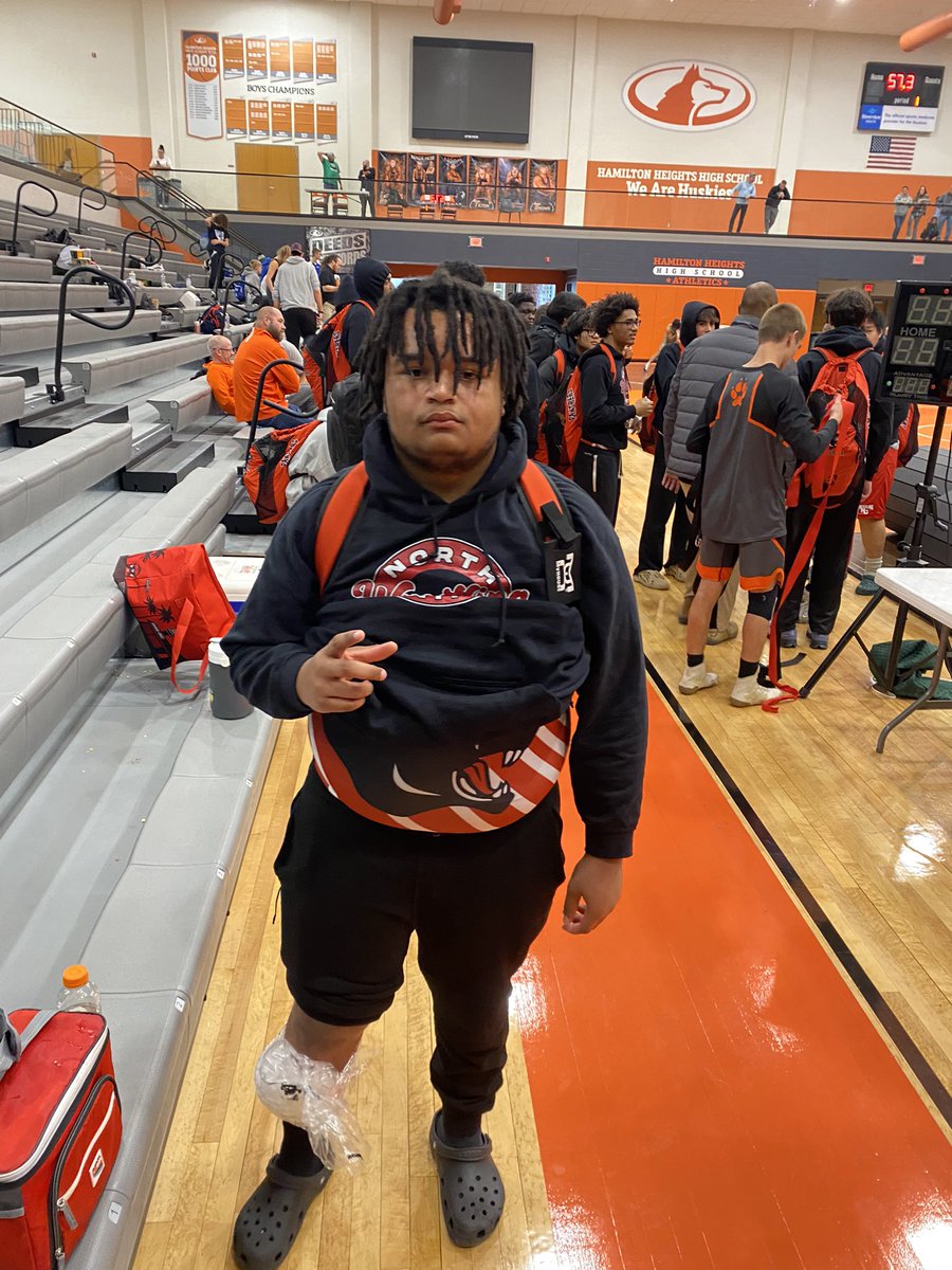 AydenCarter70's tweet photo. Had a great time at my first varsity tournament of the season at Hamilton Heights High School,went 4-1 with 4 back to back pins‼️#heavyweight 💪🏽 https://t.co/F5DAs8KCKi