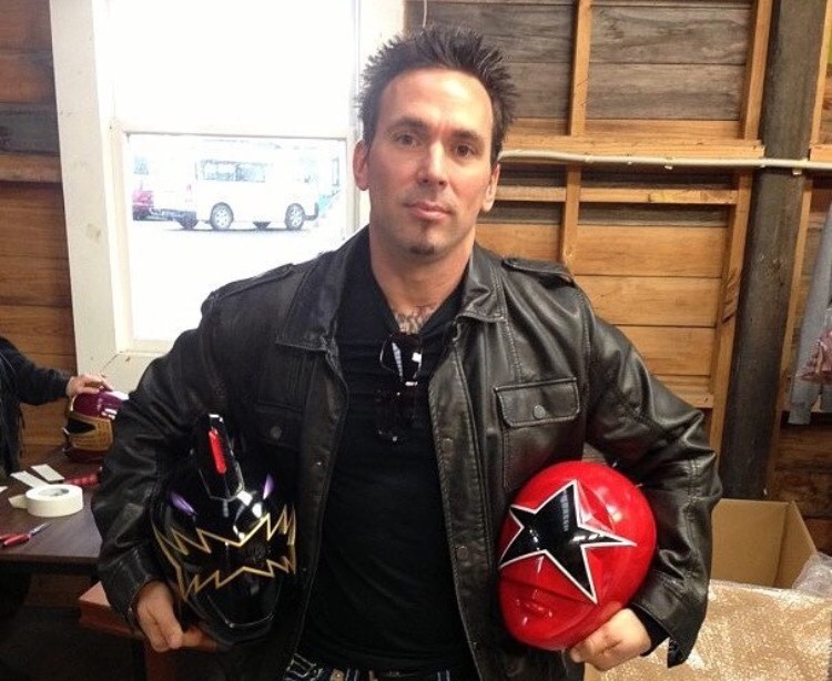 KRMaskedRyuga's tweet photo. Gracias por protegernos de Rita y cualquier amenaza que invadía la Tierra.
QEPD Tommy Oliver.
QEPD Jason David Frank. https://t.co/GwlKRtHZkX