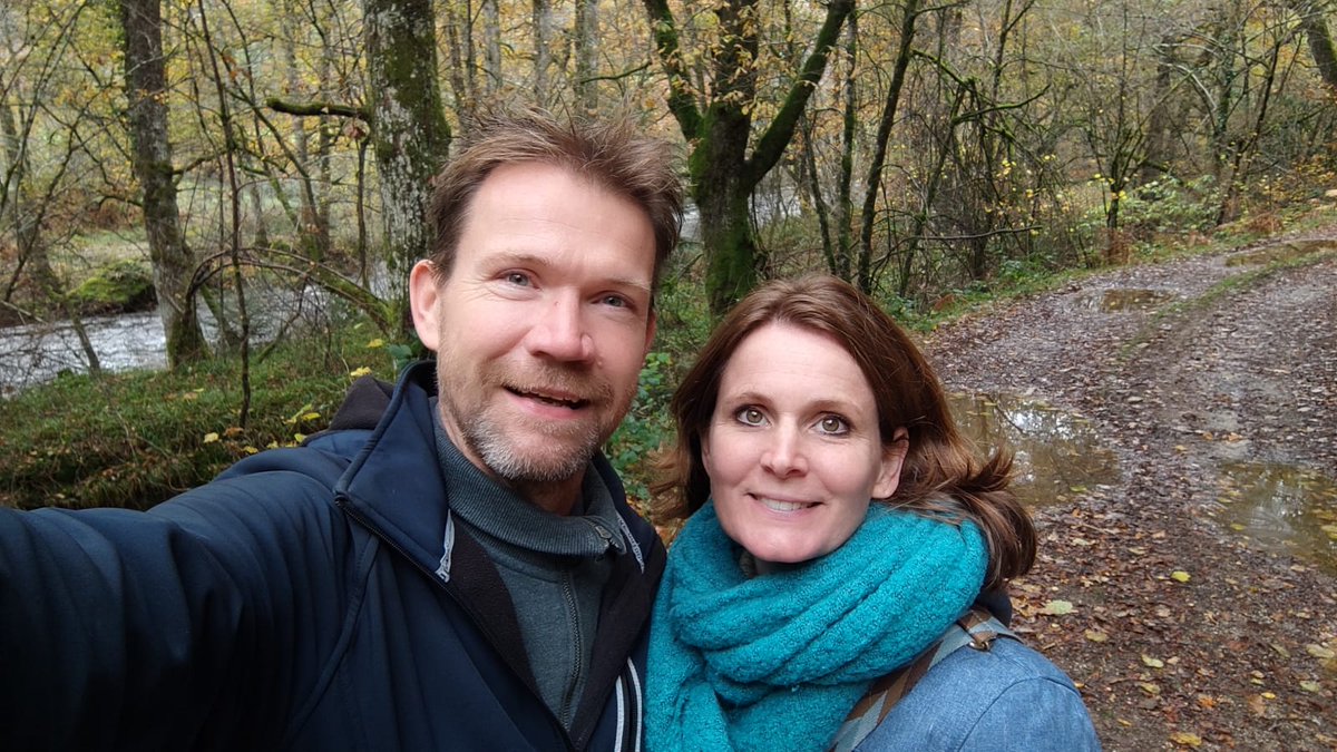 Nieuwe YouTube video over ons leven in de Creuse, Frankrijk! Deze keer gaat Omi weer naar Nederland na een lange tijd barricaderen wij onze tuin tegen de jachthonden, krijgen wij een hele gave #honda  125cc motor en is er helaas weer tragisch nieuws.
youtu.be/sp3tbSvH3S8