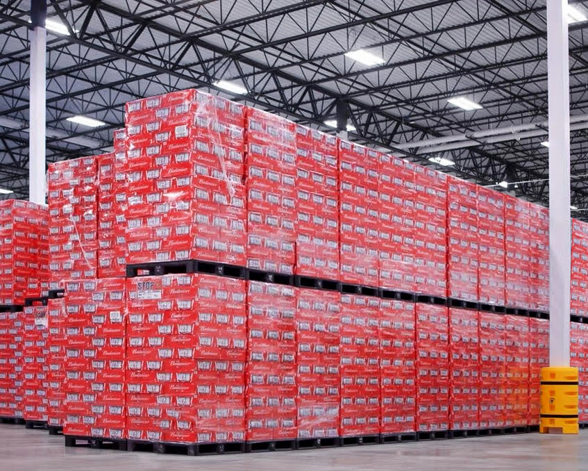 FOS's tweet photo. On Friday, Qatari officials abruptly banned beer sales at all 8 World Cup stadiums.

Budweiser, who has a $75M deal with FIFA, was forced to halt its tournament plans.

Instead, the company says they'll use their beer to host the "ultimate celebration for the winning country." https://t.co/zmnBTx8bgN