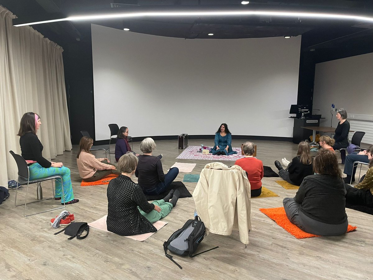 hcmfuk's tweet photo. Peaceful moments from @relax_sing 's wellbeing workshop this morning 😌 https://t.co/JEkZvwAprv