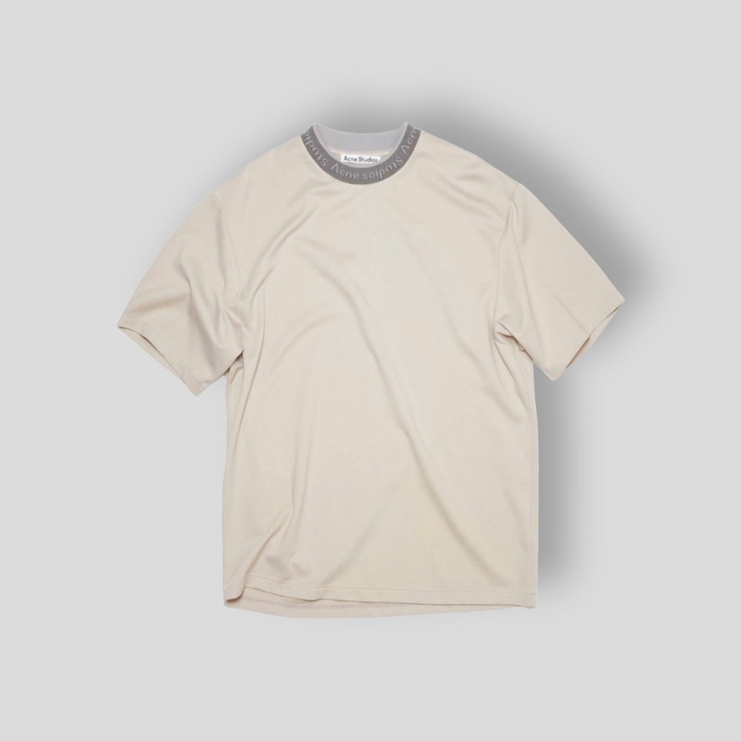 MichaelChellUK's tweet image. @MichaelDapaah rocking the @acnestudios logo rib T-Shirt 

michaelchell.co.uk/acne-studios-l…

#michaelchelluk #michaelchell #windsor #newseason #fashion #menswear #shoplocal #shoponline #lifestyle #style #klarna #winter #mens #clothing #designer #klarnait #klarnauk