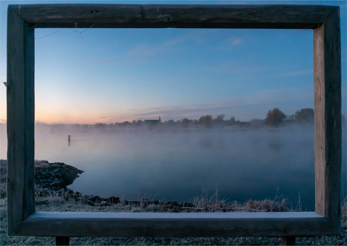 amenev's tweet photo. Tweede opeenvolgende zondagochtend in de vroegte. Misschien iets té vroeg nog, Sowieso te koud.  #IJssel https://t.co/wxR0QipMpO