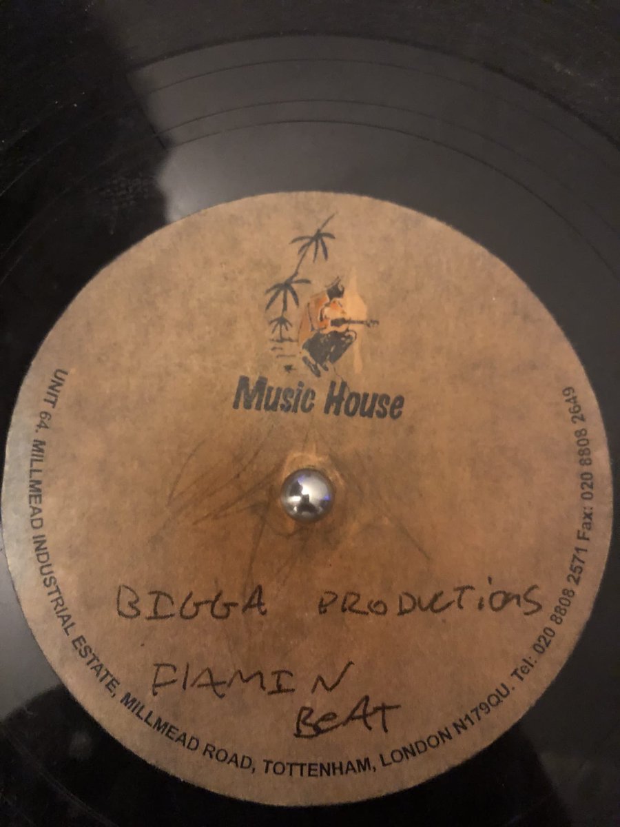 Muscle_D2000's tweet photo. At last I got these Scaredem crew dubs put on mp3 these songs are from 17 years ago When Scaredem was part of real geez gonna upload them on YouTube soon big up @Flirta_D from early @ScaredemCrewUK #Classicdubplates #Realgeez https://t.co/Px7EtFOySd