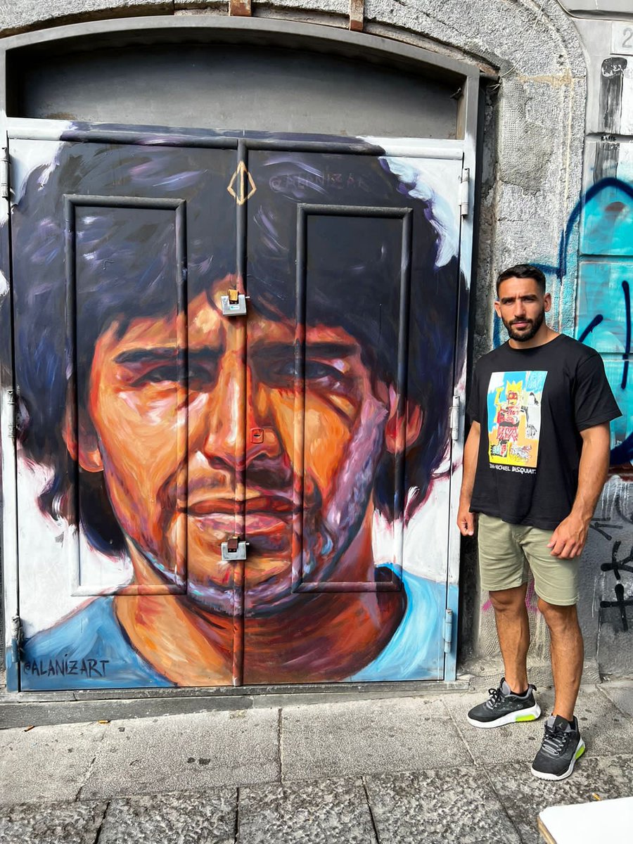 cristalyhttps's tweet photo. Diego Diego Diego Diego   #maradona #eldiego https://t.co/BX6uE2BK9C