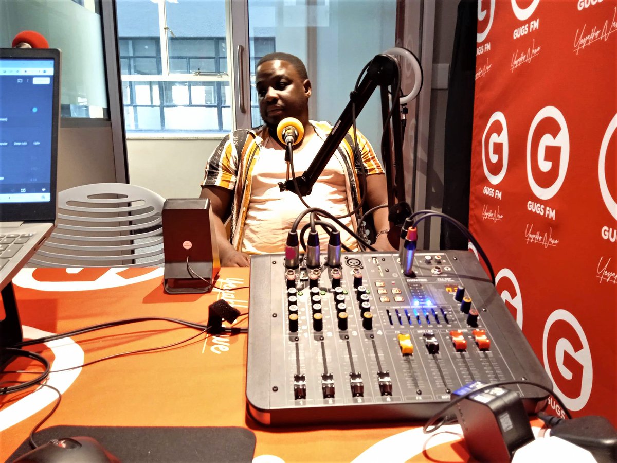Inqwelo_Cinema's tweet photo. Hi inqwelo family.

Thank you for tuning in on Gugs FM  today as our Directors Andile  Nodada  and Yandisa Ndzeku  unpacked UMONA THE AFTERMATH feature film that is coming to our YouTube channel on the 25th of November 2022, premiering at exactly 12h00.

https://t.co/LRYGDRMOik https://t.co/7WOY8sDb8A
