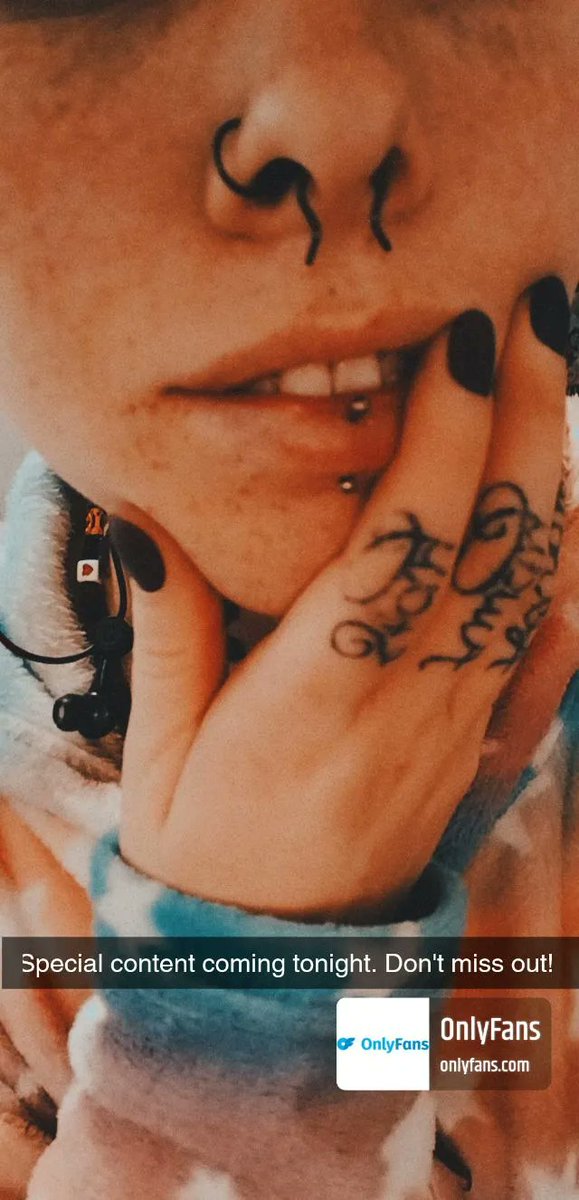 Adrestia666's tweet photo. You're gonna wanna see these 😏

https://t.co/AHROl168IW https://t.co/QLlctOp5b2