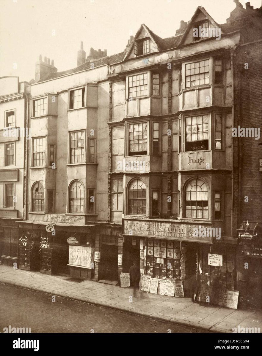 arisroussinos's tweet photo. We experience London as a Victorian city, but the Victorians themselves inhabited a still partly medieval and Tudor streetscape: this doesn’t really come across in TV/film adaptations https://t.co/R7PXTQ93G9
