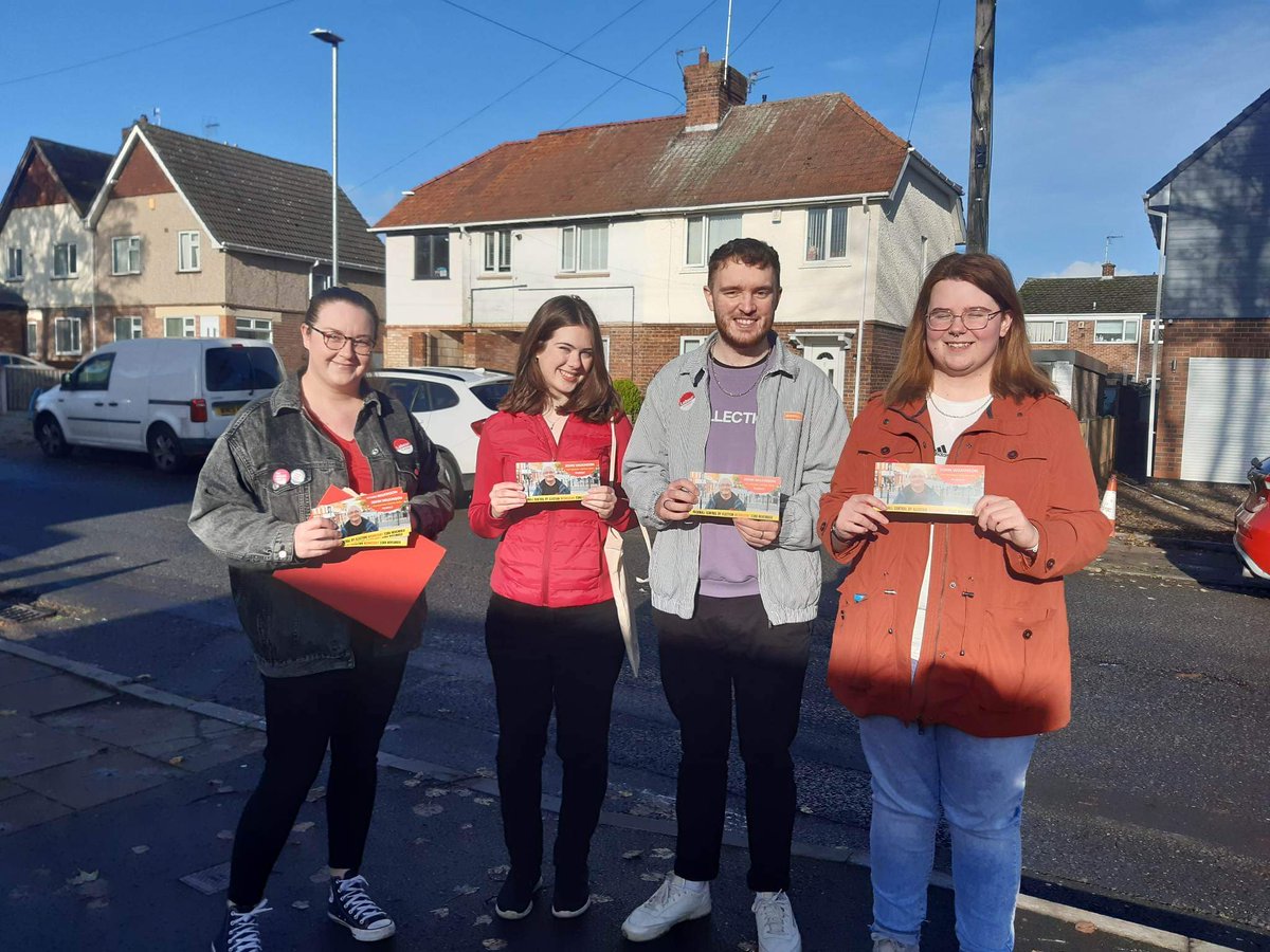 It was great to be out this morning with young members in Hucknall Central. Vote John Wilkinson and Labour on Wednesday to get rid of those dodgy Ashfield Independents!

It was fantastic to have <a href="/GShouls/">George Shouls 🇺🇦</a> come out for his first ever canvassing session! 🌹❤️