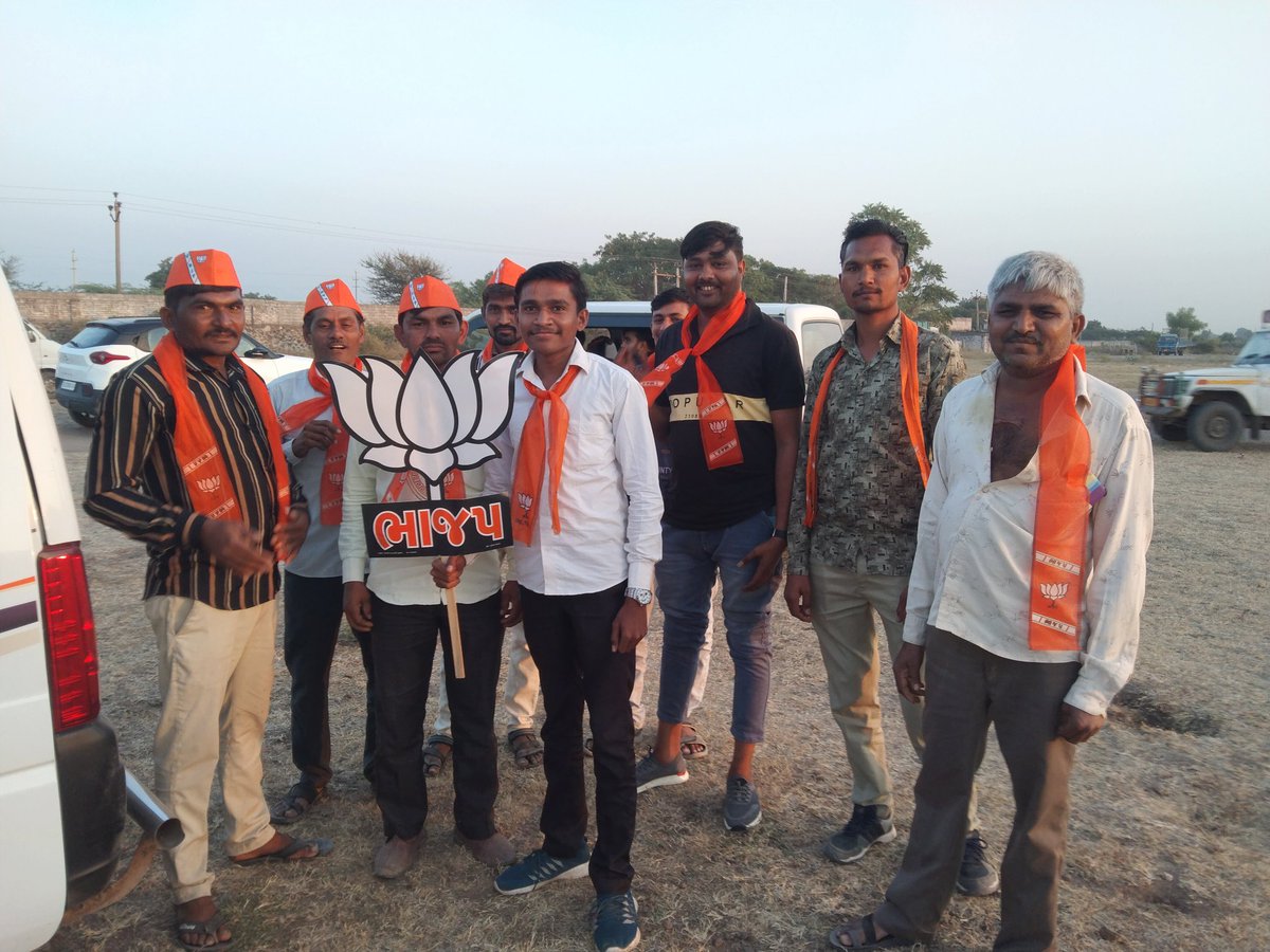 BavliyaArvind14's tweet photo. બોટાદ બીજેપી મીટીંગ.
#બીજેપી_ગુજરાત_
#bjp4gujarat
#bjpfan
#bjpindia 
#PMModi https://t.co/aFCOK9DLQW