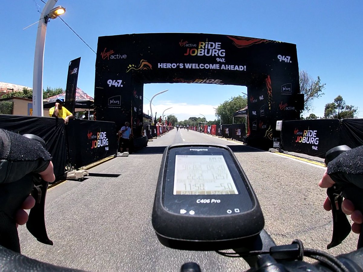 GameFaceZA's tweet photo. #RaceDay #SoundsOfJoburg #OwnJoburg #VirginActive947RideJoburg https://t.co/GTkL3rwOT3