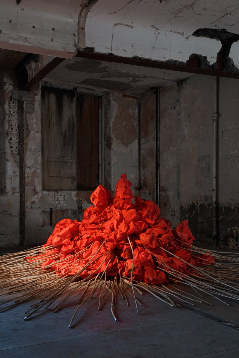 BeaLast's tweet photo. Bea Last Artist- #TheRedBags #sculpturaldrawing #Repurposed #redcanvas #Bamboo #bulletholes #contemporaryart #Cluster22 @OxoTowerWharf #southbank #London image https://t.co/iRZBzfeRox https://t.co/19uzJ7SIvN