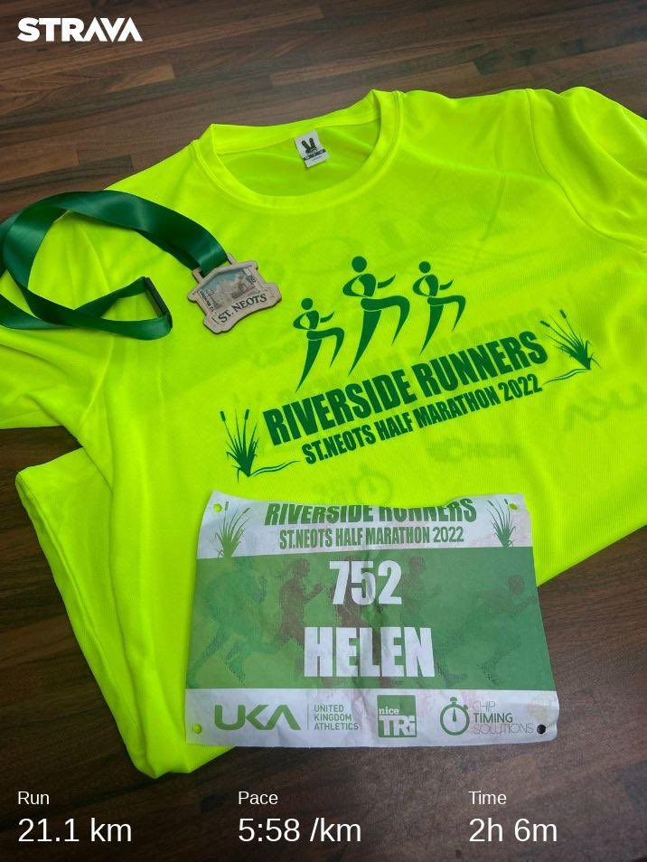 helenjmills's tweet photo. Sneaky PB today- maybe good things do come to those who have a bad ⁦@LondonMarathon⁩. 12 mins quicker than 2 weeks ago! Fab course and marshals! 🏃‍♀️ 😁 ⁦@UKRunChat⁩ ⁦@AthenaStAlbans⁩ @WeAreRunThings⁩ #running https://t.co/8K7oBat3PJ