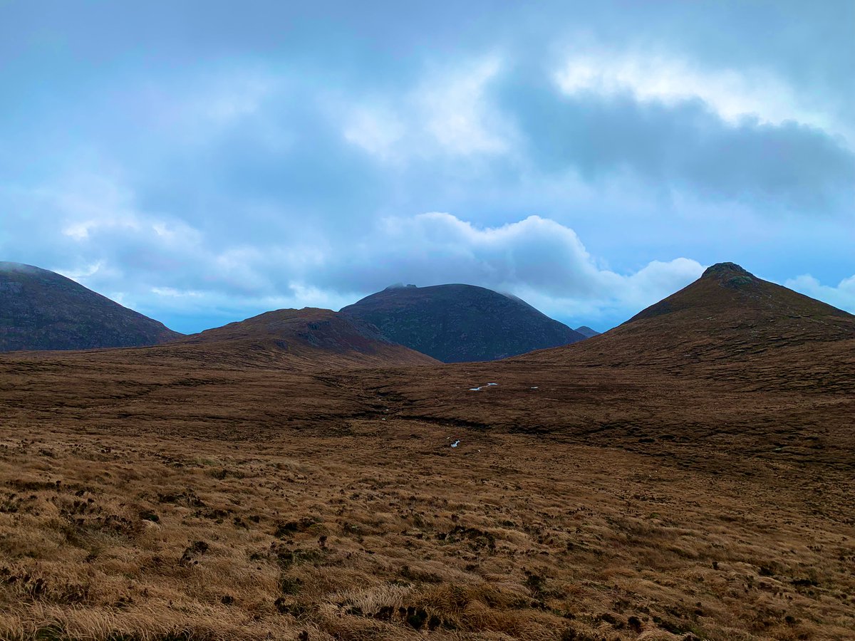 Ticketybooo's tweet photo. Ben Crom Mtn with #HikingHens today. @WeatherCee @barrabest @WeatherAisling @angie_weather @deric_tv @Mournelive @MourneDaily @WalkNI @walkthemournes @DiscoverNI @DiscoverIreland #narnia #bencrom #mournes #codown #silentvalley #hikingadventures #home #nature https://t.co/nt4S00QJfC