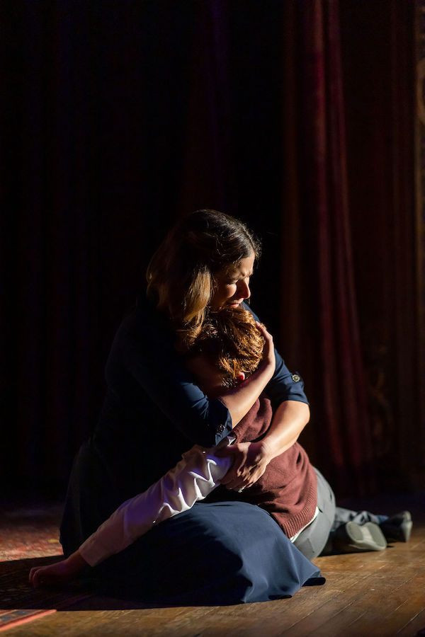 ionarts's tweet photo. WCR Opera Review: Alex Baker has thoughts on the semi-staged performance of Britten's "Turn of the Screw" by Opera Baltimore (formerly known as Baltimore Concert Opera) @arbakr @operabmore https://t.co/jfHTHcAKcK https://t.co/TDMpYsSbPM